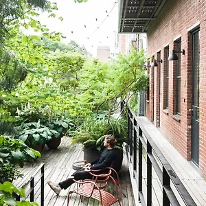 https://stout-co.amsterdamhotelsnl.com